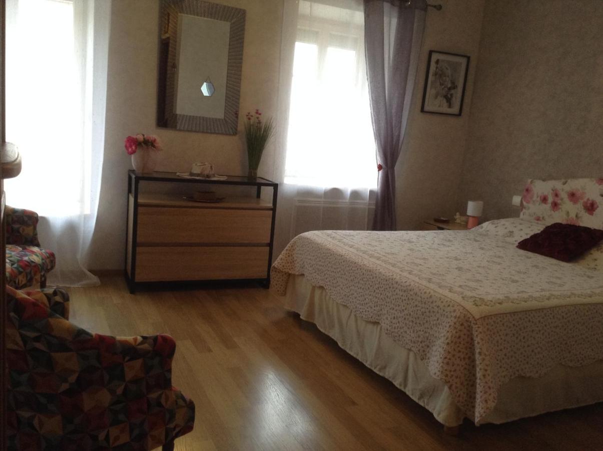 Logis Saint Martin Bed & Breakfast Magny-les-Villers Exterior photo