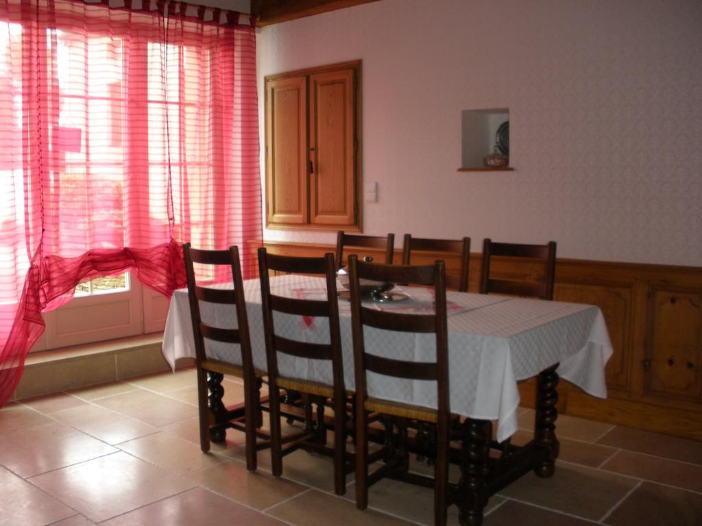 Logis Saint Martin Bed & Breakfast Magny-les-Villers Exterior photo