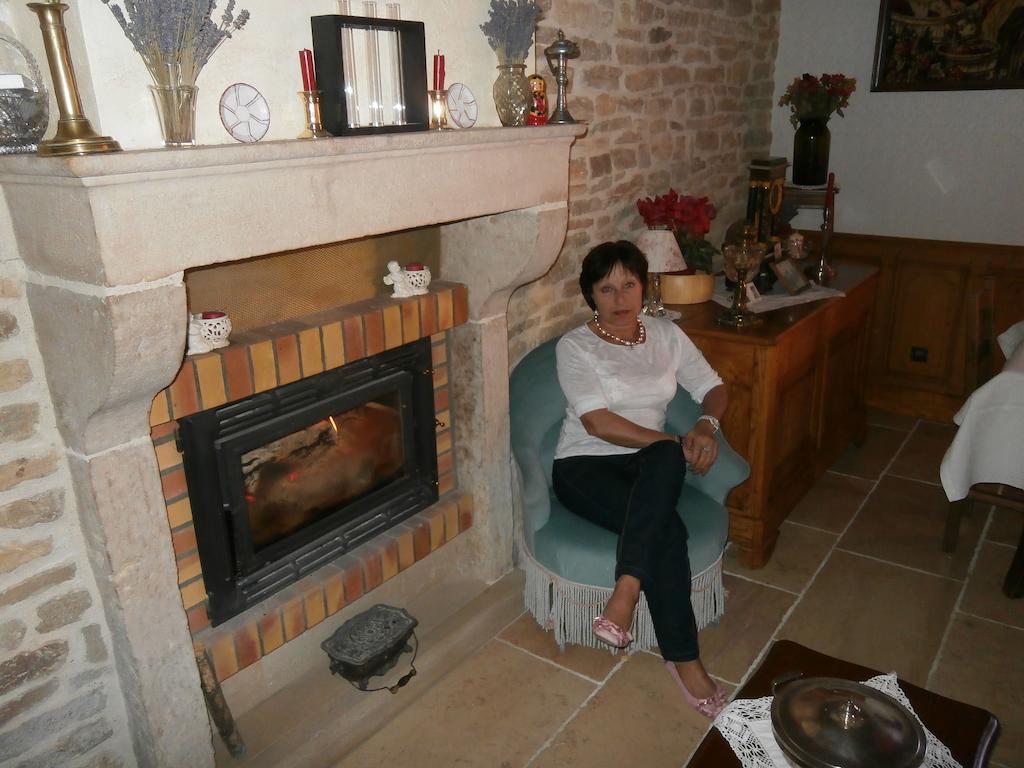 Logis Saint Martin Bed & Breakfast Magny-les-Villers Exterior photo