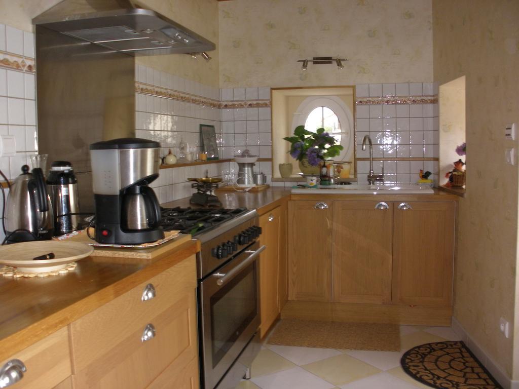 Logis Saint Martin Bed & Breakfast Magny-les-Villers Exterior photo